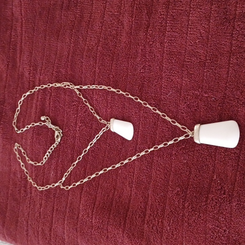Jewelry - Picture 4 of 4